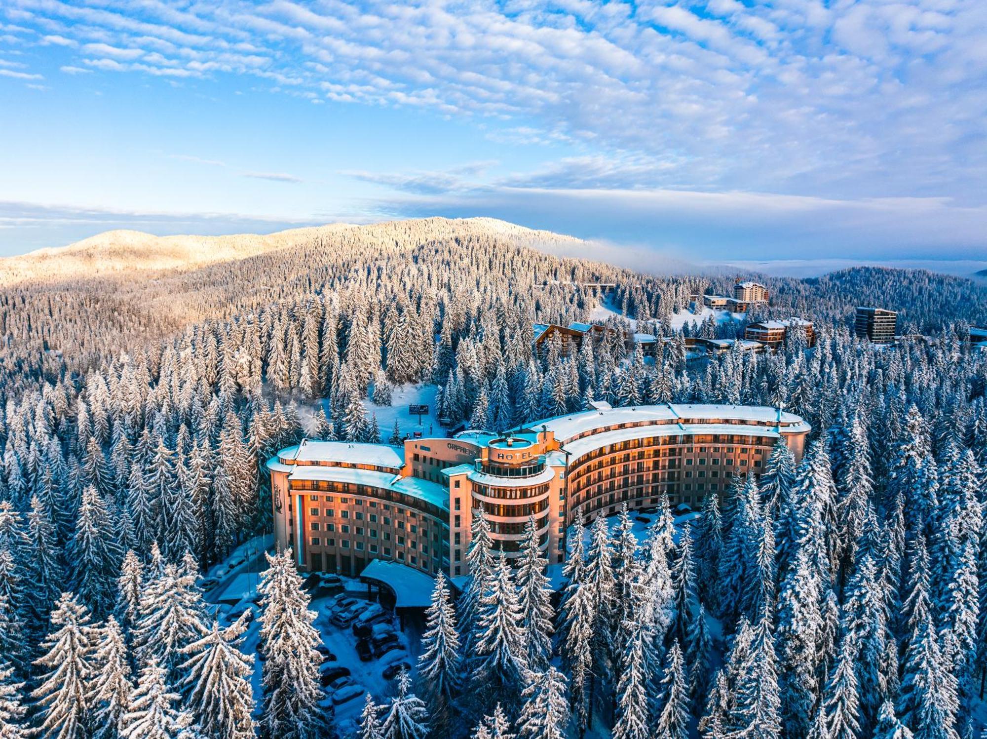Hotel Orpheus - Casino And Spa Pamporovo Exterior photo
